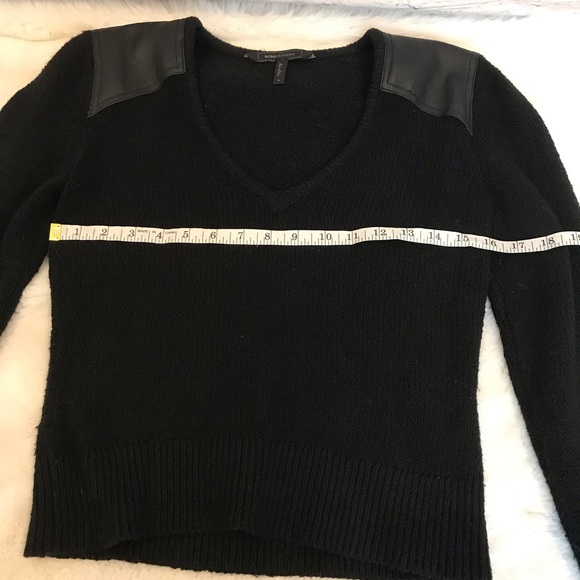 BCBG Max Azria Faux Leather Patch V Neck Sweater size Small - Picture 6 of 7